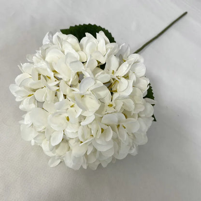 Hortensias artificiels blancs