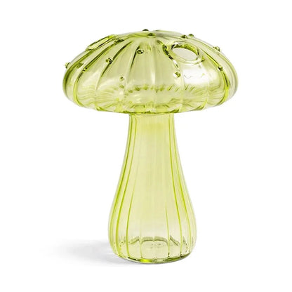 Vase en verre vert